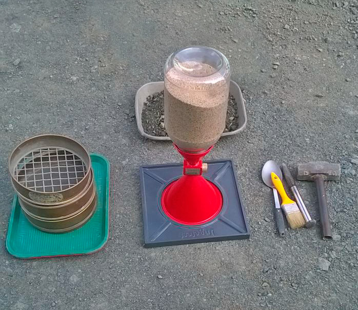 Densidades de campo por el método del cono de arena 1
